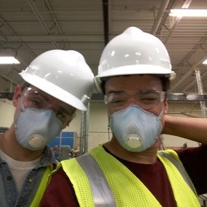 Meet your Posher, Devin